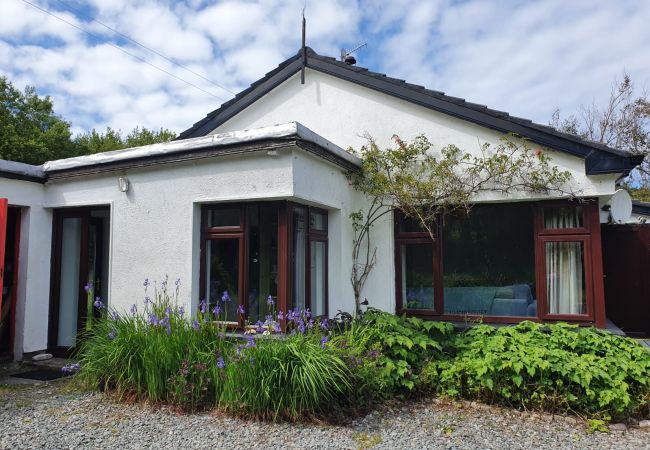 House in Moyard - Tievemore House House in Moyard - Tievemore House