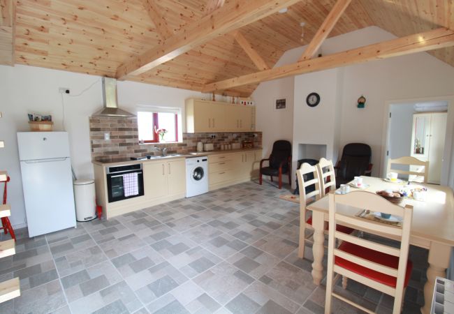 Cottage in Louisburgh - Kate's Cottage, Louisburg Cottage in Louisburgh - Kate's Cottage, Louisburg