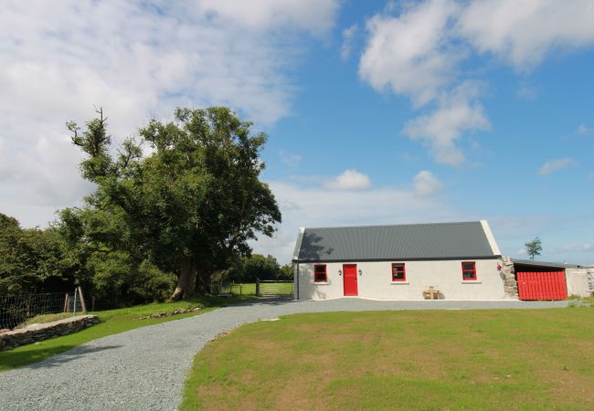 Cottage in Louisburgh - Kate's Cottage, Louisburg Cottage in Louisburgh - Kate's Cottage, Louisburg
