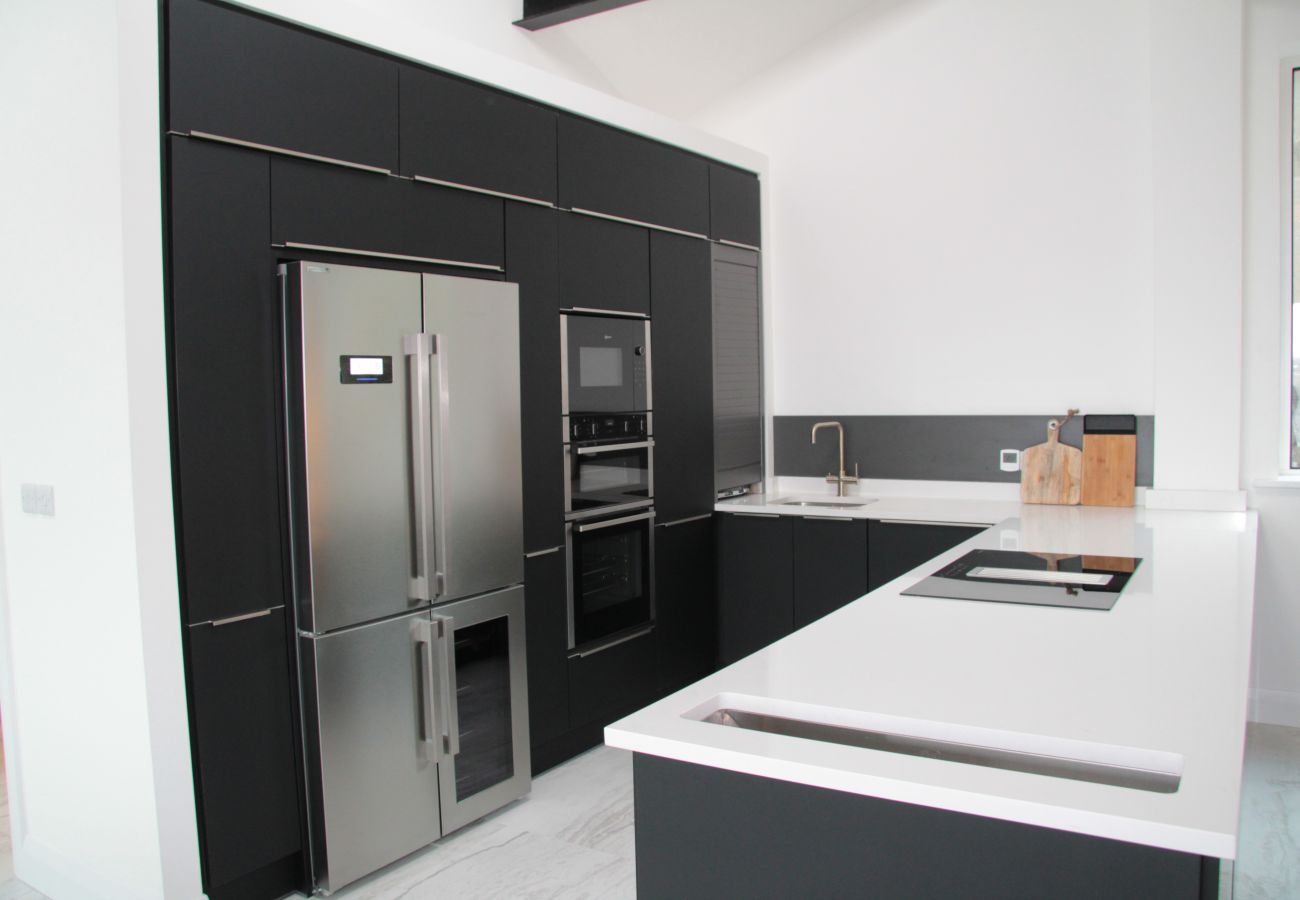 House in Ballybunion - Breakers Beach Luxurious Beach House , Co Kerry