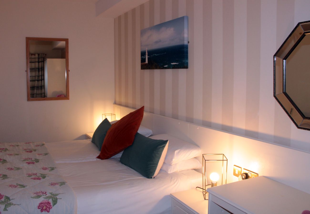 Apartment in Westport quay - Westport Apartment sleeping 6