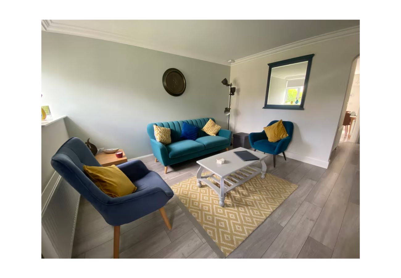 Apartment in Westport - Luxury 2 bed 2 bath, quiet street, Westport town